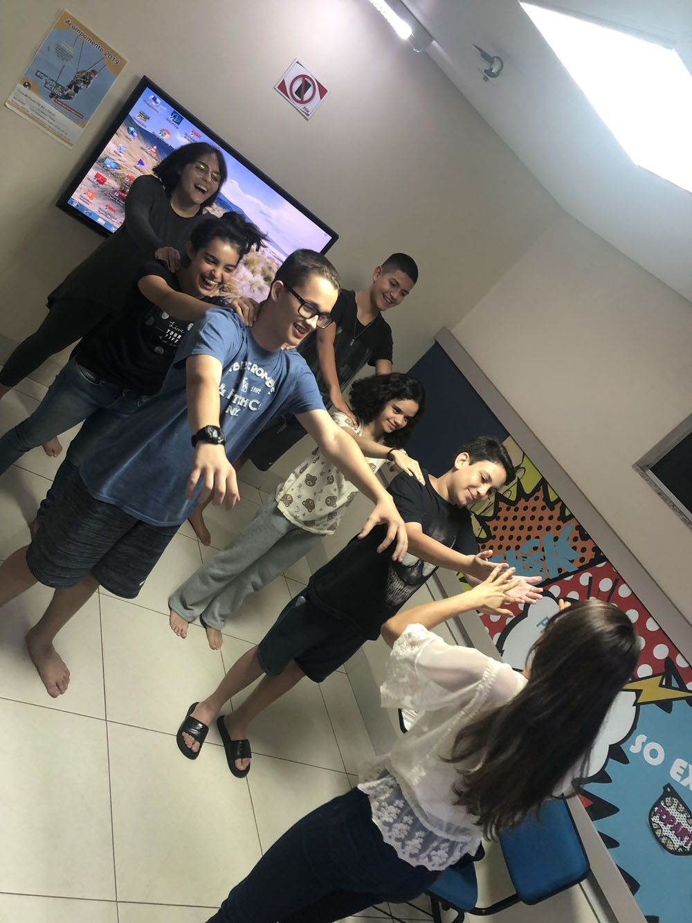 Fisk Itapuranga/GO - Aula de espanhol com fisioterapia
